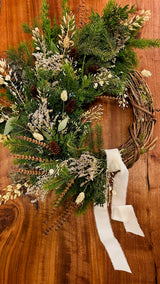 WORKSHOP Dried Floral Winter Wreath