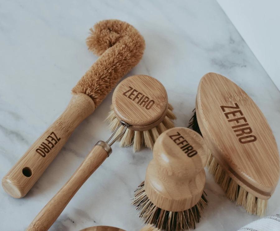 Bamboo Bottle Brush: An Eco-Friendly Bottle Brush – The Unwaste Shop